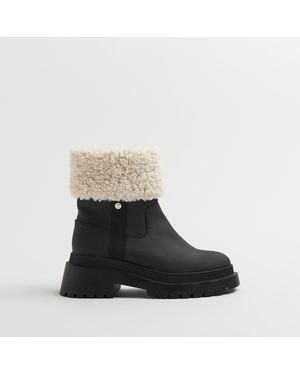 River Island Chunky Boots Borg Cuff Pu - White