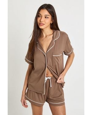 Boohoo Soft Rib Piping Detail Short Sleeve Shirt & Pyjama Set - Brown