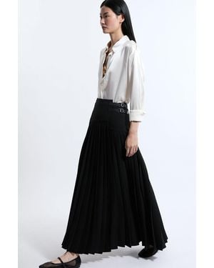Karen Millen Tailored Crepe Pleated Buckle Detailed Maxi Skirt - White