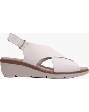 Fly London Nabi058Fly Sandals - White