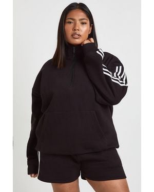 Boohoo Plus Side Stripe Funnel Neck Half Zip Short Tracksuit Set - Black