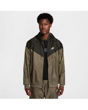 Nike Windrunner Hooded Jacket - Brown