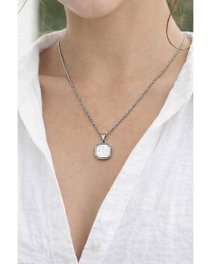 SVNX Seashell Square Pendant Necklace - Natural