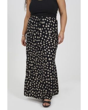 Brave Soul Curve Floral Maxi Skirt With Adjustable Tie Waist - Black