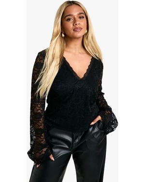 Boohoo Plus Plunge Lace Flare Sleeve Top - Black