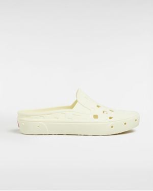 Vans Mte Slip-On Mule Trk Clogs/Mules - White
