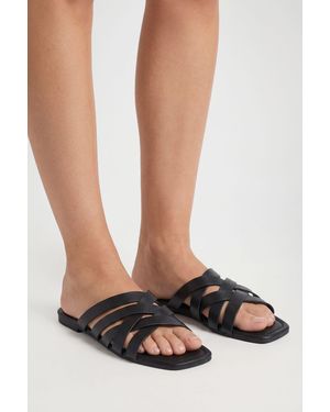 Boohoo Wide Fit Cross Over Strappy Sliders - White