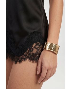Boohoo Hammered Abstract Snap Bangle - Black