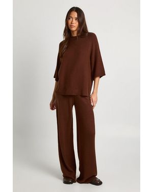 Boohoo Short Sleeve Top And Trouser Knitted Co Ord - Brown