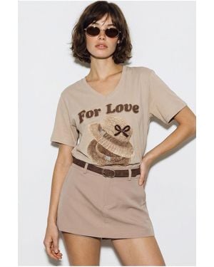 Bianco Lucci Oversized V-Neck Printed T-Shirt - Natural