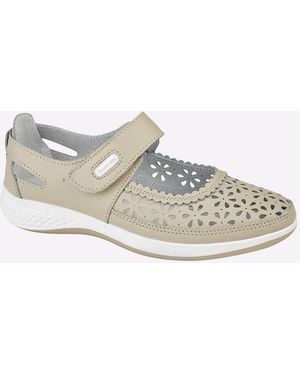 Boulevard Madison Shoes - White
