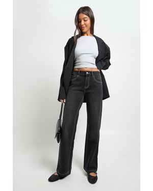 Boohoo Low Waist Straight Leg Jean - Black