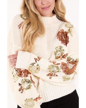Blue Vanilla Sequin Flower Cropped Jumper - Natural