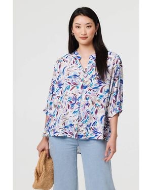 Izabel London Abstract Curve Hem 3/4 Sleeve Shirt - Blue