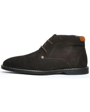 Duck and Cover Chuckwall Suede - Black