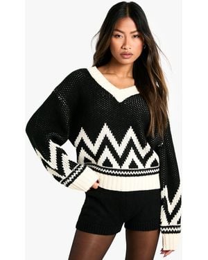 Boohoo Knitted V Neck Christmas Fairsile Jumper - Black