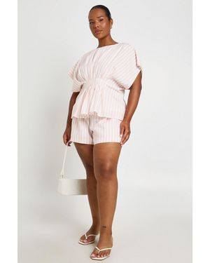Boohoo Plus Stripe Shorts - White