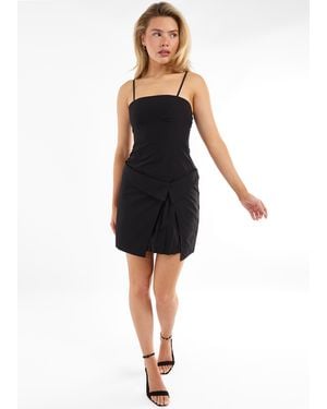 Gini London Tall Woven Pleated Detail Mini Dress - Black
