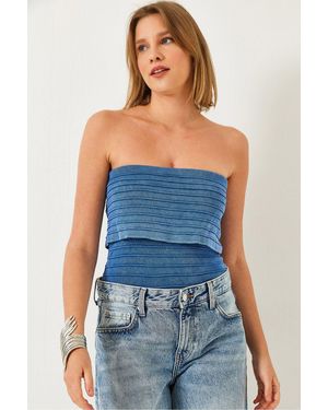 Bianco Lucci Textured Strapless Ribbed Crop Top - Blue