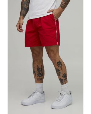 BoohooMAN Baggy Short Length Piping Nylon - Red
