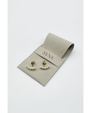 SVNX Heart Pearl Earrings - Metallic