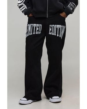 BoohooMAN Plus Raw Hem Applique Gusset Flared Jeans - Black
