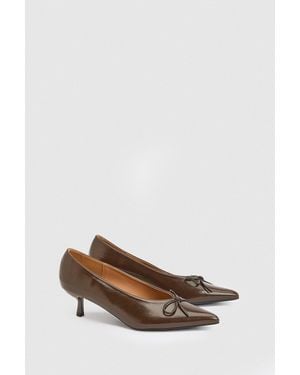 Wallis Ida Faux Leather Kitten Heel Bow Detail Court Shoes - Brown