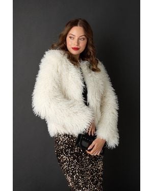 Izabel London Ivory Faux Fur Textured Cropped Jacket - Black