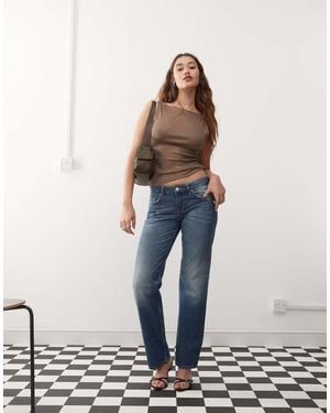 Weekday Arrow Low Waist Regular Fit Straight Leg Jeans - White