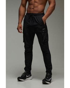 BoohooMAN Man Active Tapered Cargo Joggers - Black