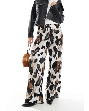 Vero Moda Plisse Wide Leg Trousers - White