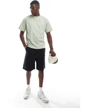 ASOS Mid Length Cargo Shorts With Patch Detail - White