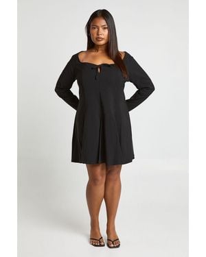 Boohoo Plus Sweetheart Neckline Godet Skater Dress - Black