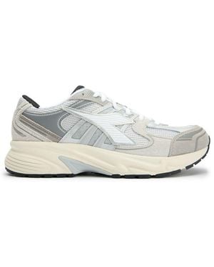 Diadora Mythos Star Trainers - White