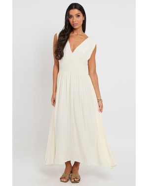Urban Bliss Maxi Dress With Elasticated Waist - White