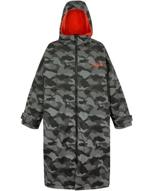 Regatta Adult Camo Changing Robe - Grey