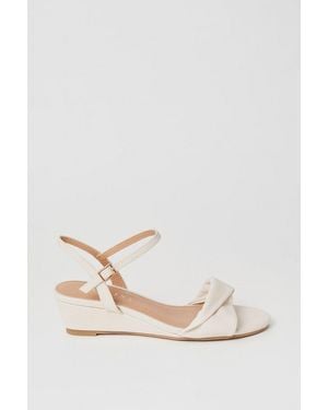 Wallis Wide Fit Ranae Soft Twist Low Wedge Heeled Sandals - White