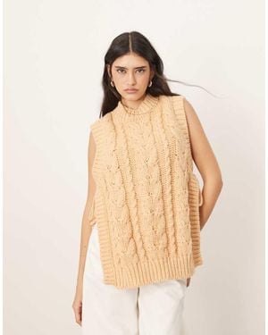 ARRANGE Cable Knit Sleeveless Jumper With Tie Detail - Natural