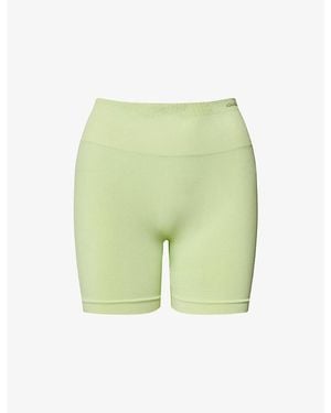 ADANOLA Classic Seamless Crop Shorts - Green