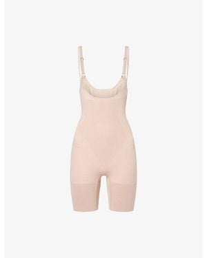 Spanx Sculpt Gofigure Open-Bust Mid-Thigh Bodysuit - Pink