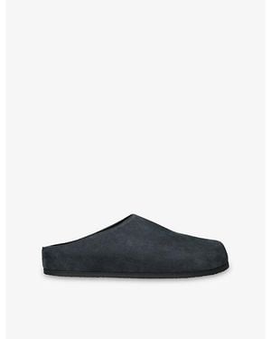 Studio Nicholson Wearing Suede Slip-On Clogs - Blue