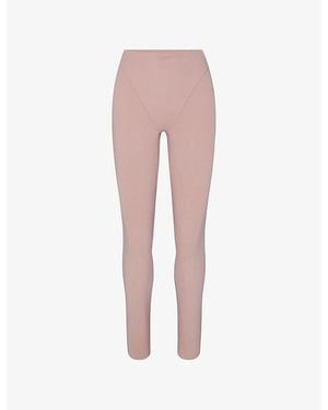NikeSKIMS Matte V-Panel Workout Leggings - Pink