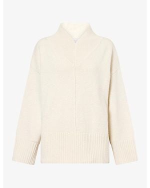 Pretty Lavish Jemma Rib-Neck Knitted Sweater - White