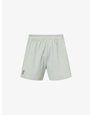 On Shoes 5' Performance Mid-Rise Stretch-Woven Shorts - Grey