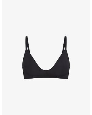 Skims Wireless Form Push-Up Bra - Black