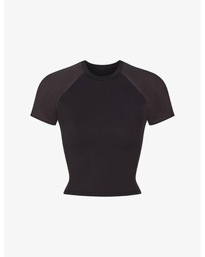 NikeSKIMS Matte Shine Cropped Baby Tee Training Top - Black