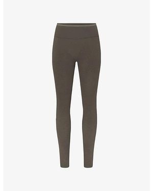 NikeSKIMS Ribbed Seamless 26-Inch Leggings - Gray