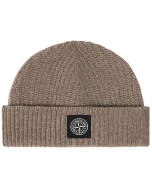Stone Island Reversible Knit Beanie With Compass Logo Patch - Brown