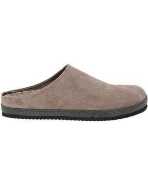 Brunello Cucinelli Minimalist Accessory Loafers - Brown