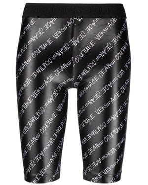 パンツ VERSACE Women Shorts  Burmudas 1001729 1A00540 1B000 Black Women's Designer Pants & Shorts | VERSACE US